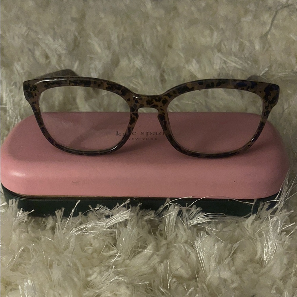 Kate Spade Brown and Pink Glasses with Protective Case and cloth - Picture 2 of 7